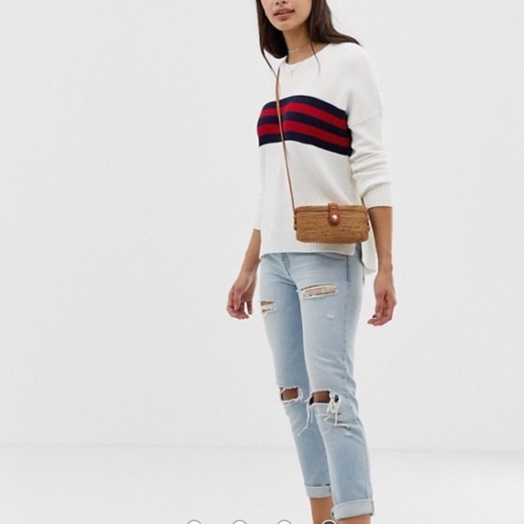 Hollister sweater - Picture 1 of 8